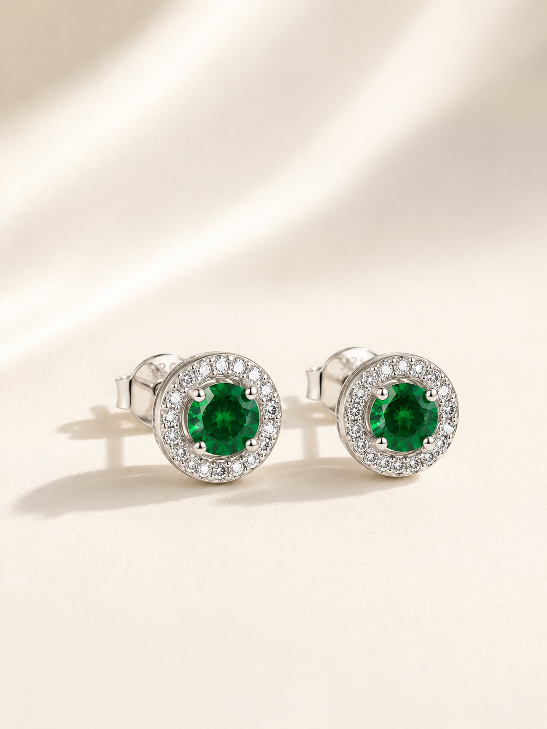 Luna Studs